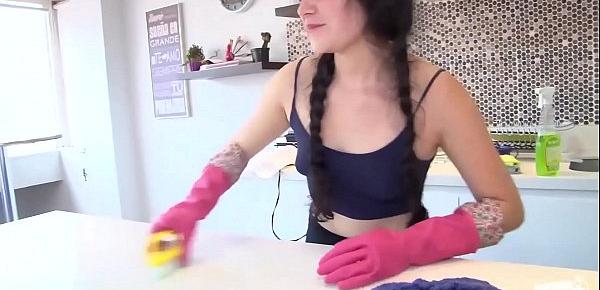  OPERACION LIMPIEZA - Raunchy POV fuck with hot brunette Colombian maid Luna Ruiz